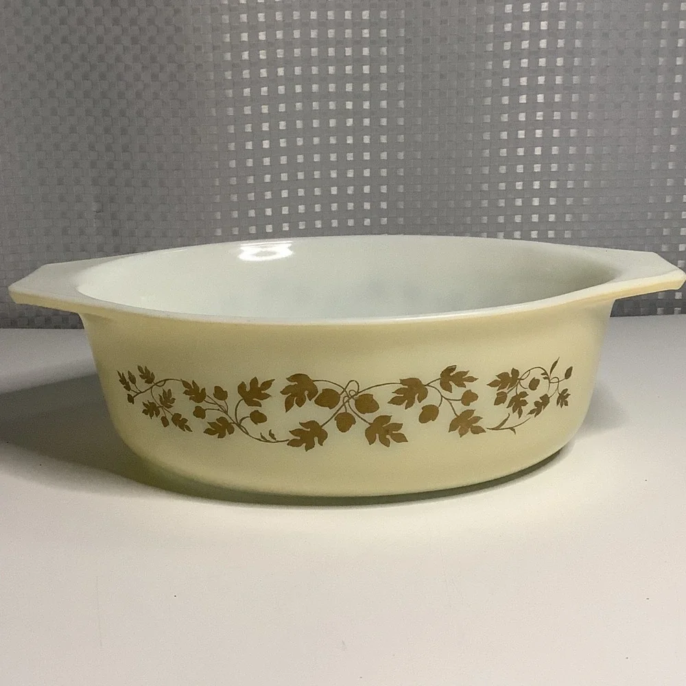 Pyrex vtg 043